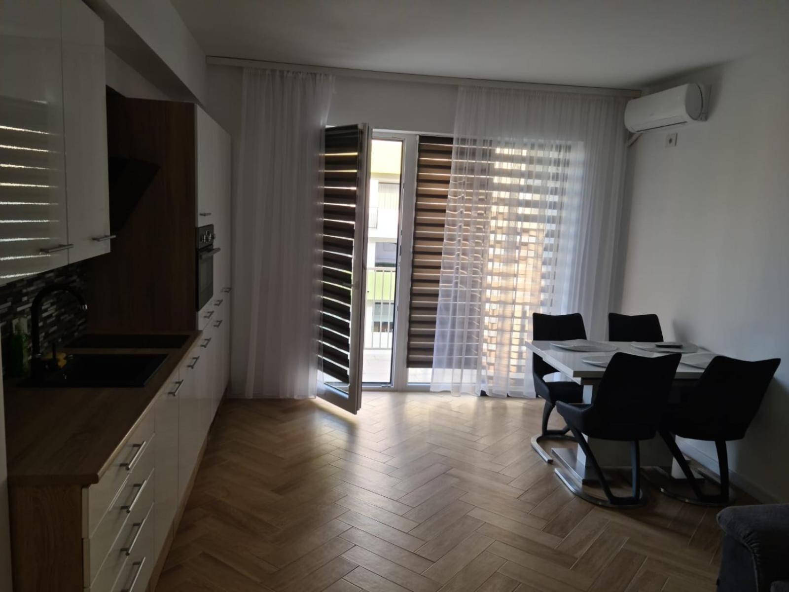 Apartament In Complex Rezidential In Oradea Exterior foto